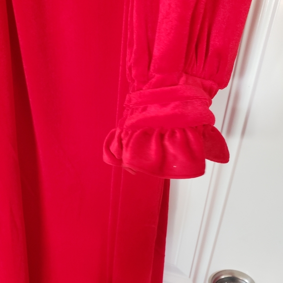 Vintage nightgown red velvet size medium - Picture 9 of 10